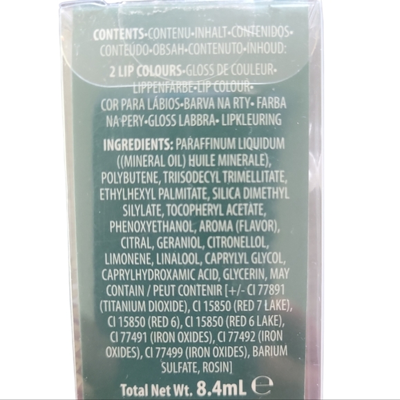 LOVE & KISSES DUO LIP GLOSS SET - Picture 3 of 4